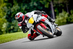 Arai Quantum-X Ray Helmet