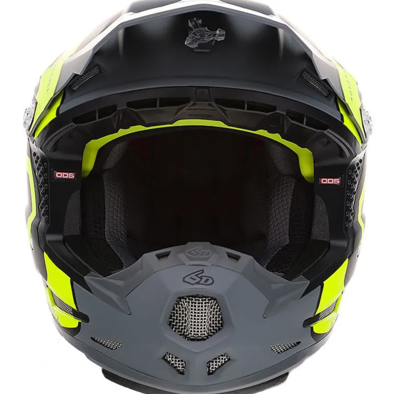 6D ATR-2Y Torque Youth Helmet