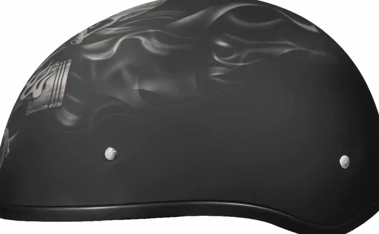 Daytona Skull Cap Helmet Pistons Skull