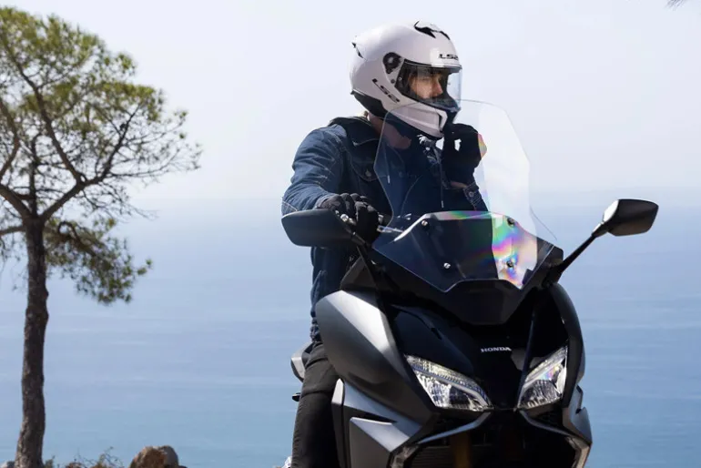 LS2 Stream II Helmet
