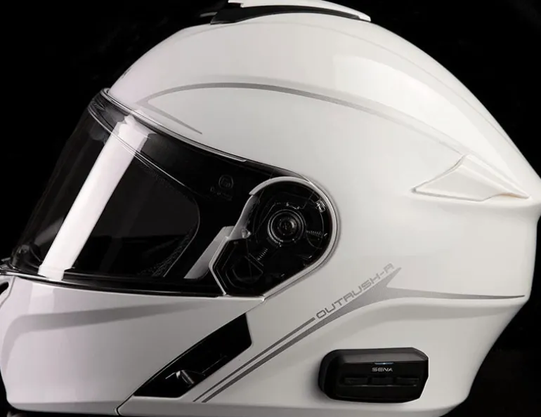 Sena Outrush R Helmet