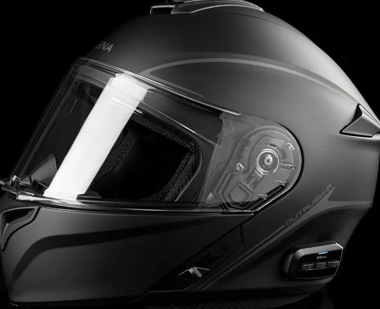 Sena Outrush R Helmet